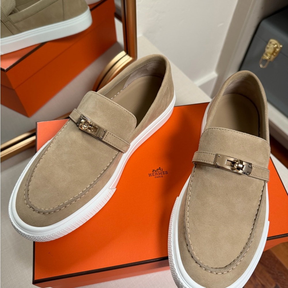 Hermes game slip on sneaker - WORN ONCE - plastic still on Kelly buckle